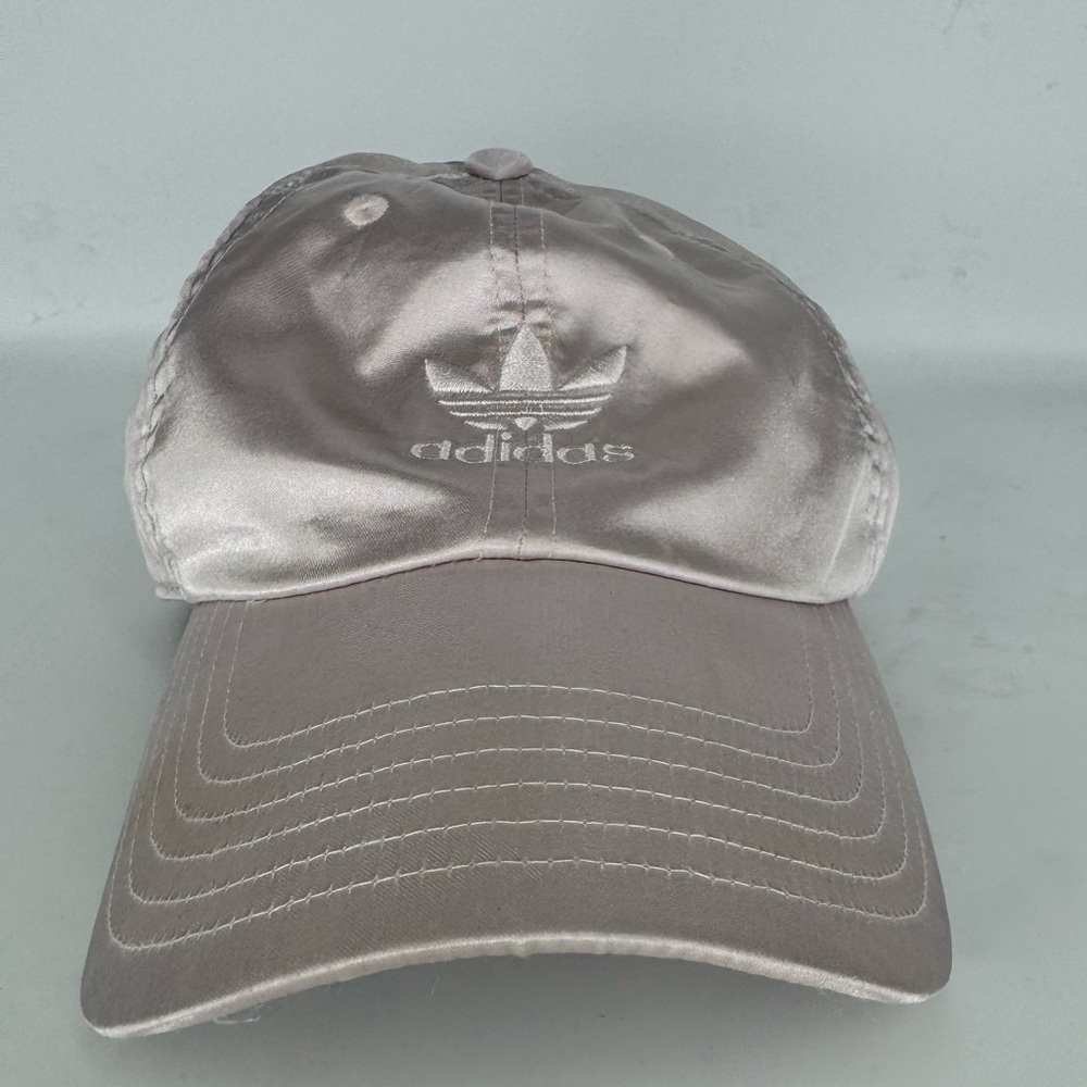 adidas Originals Women's Relaxed Fit Cap Adjustable Strapback Hat Purple & White